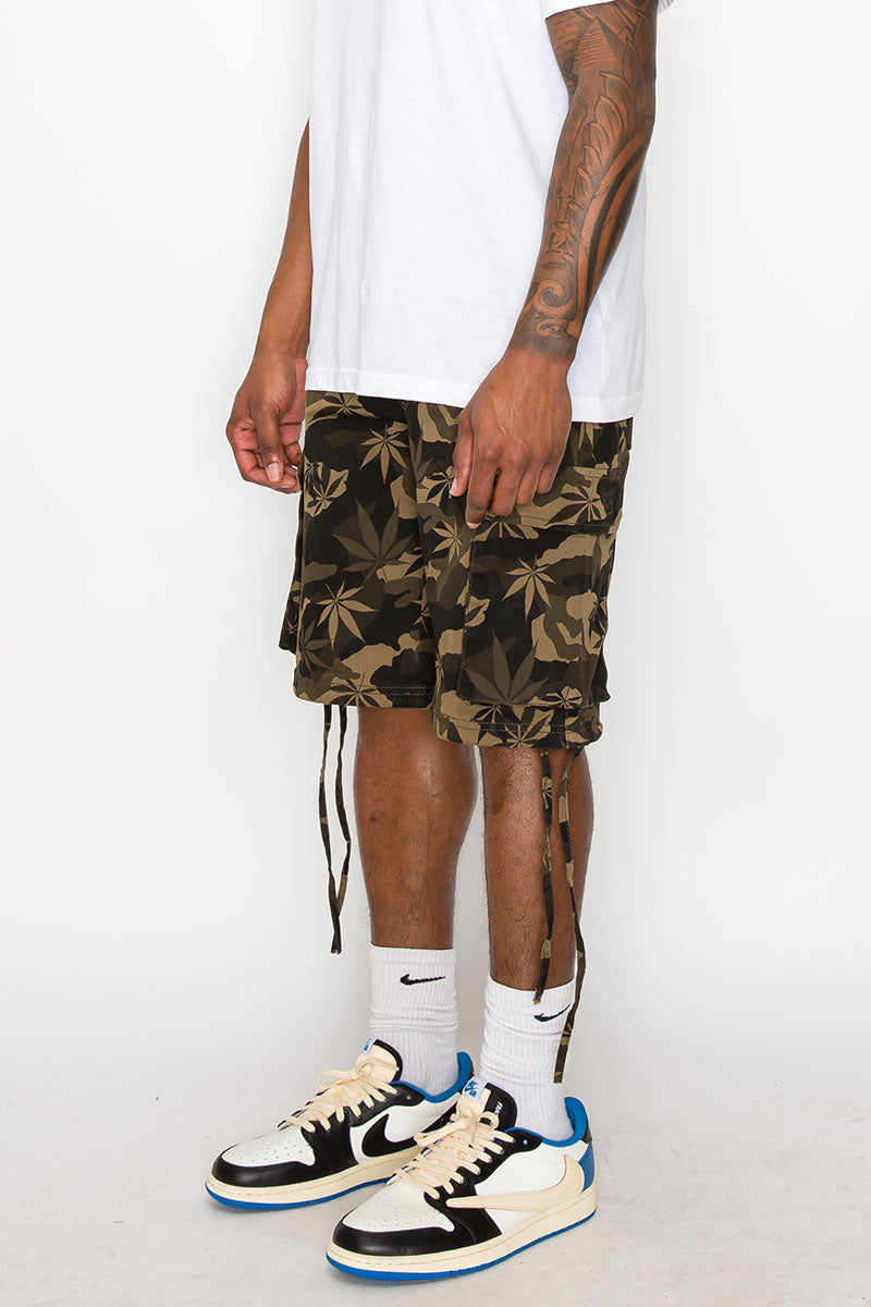 Leaf Camouflage Cargo Shorts