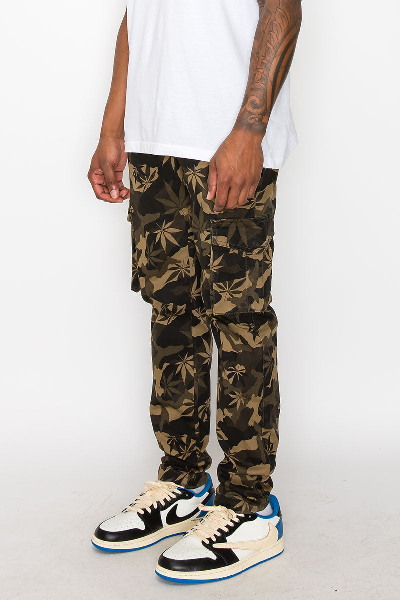 CAMO LEAF CARGO JEANS