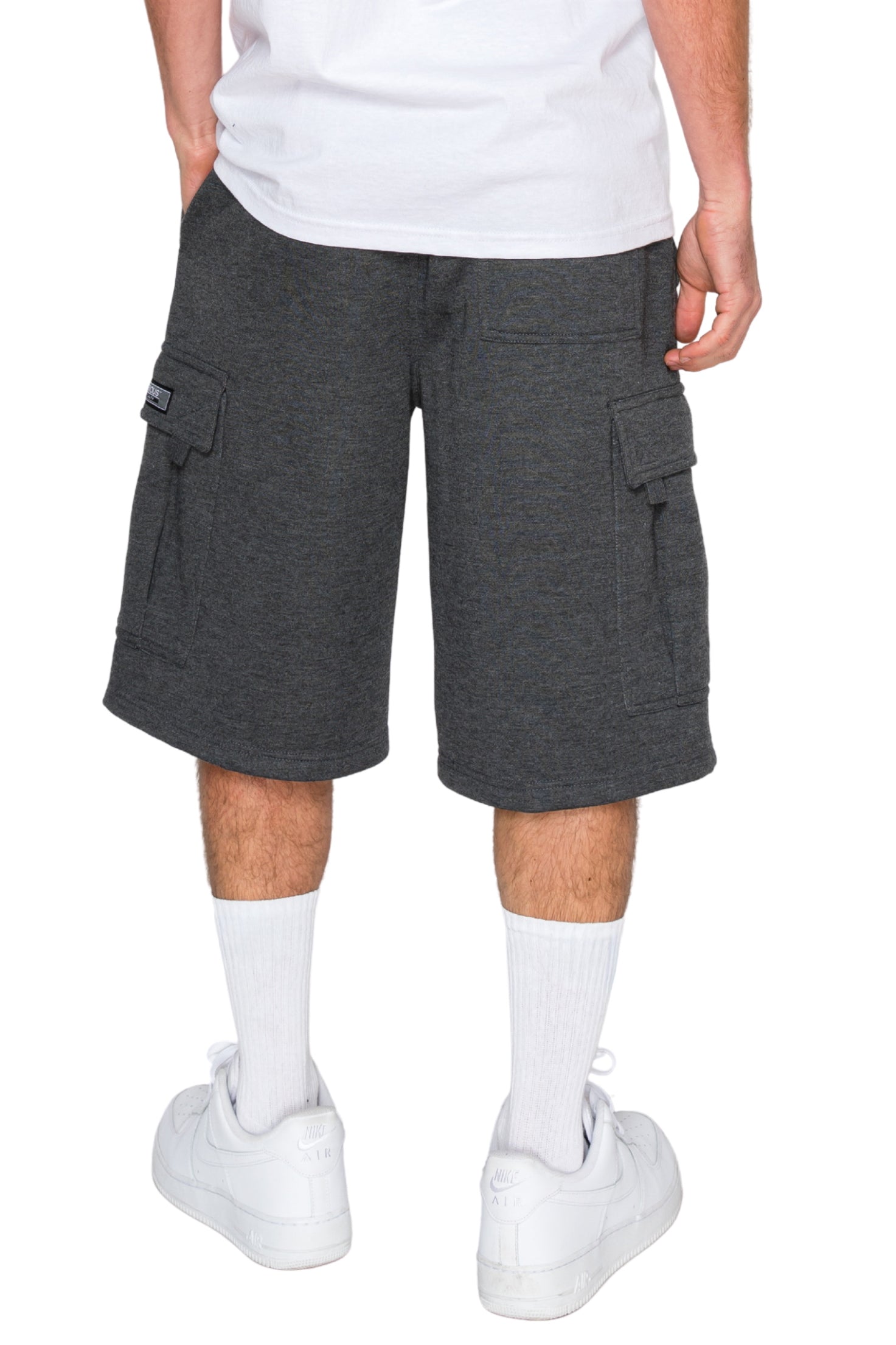 Men's RESTRICT Baggy Fit Cargo Fleece Shorts | VICTORIOUS