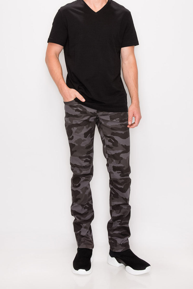 CAMOUFLAGE SKINNY FIT JEANS - BLACK CAMO