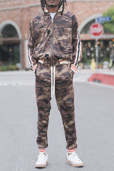 https://www.victorioususa.com/cdn/shop/files/800x1200_0003_ST575OUTDOOROLIVECAMO_grande.jpg?v=1695658211