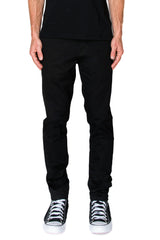Essential Chino Pants