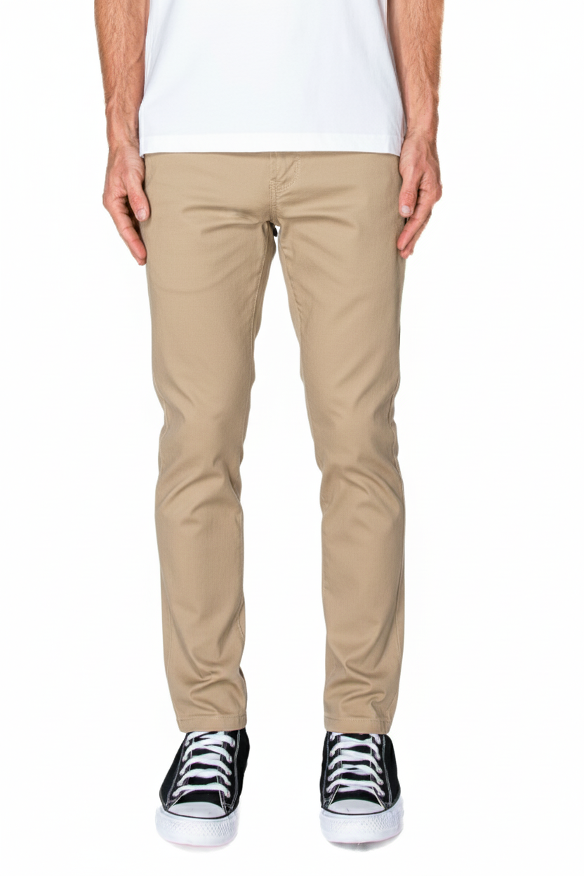 Essential Chino Pants