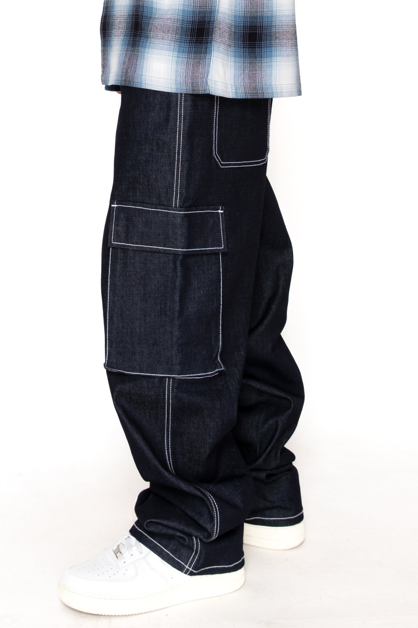 Baggy Fit Raw Denim Cargo Jeans