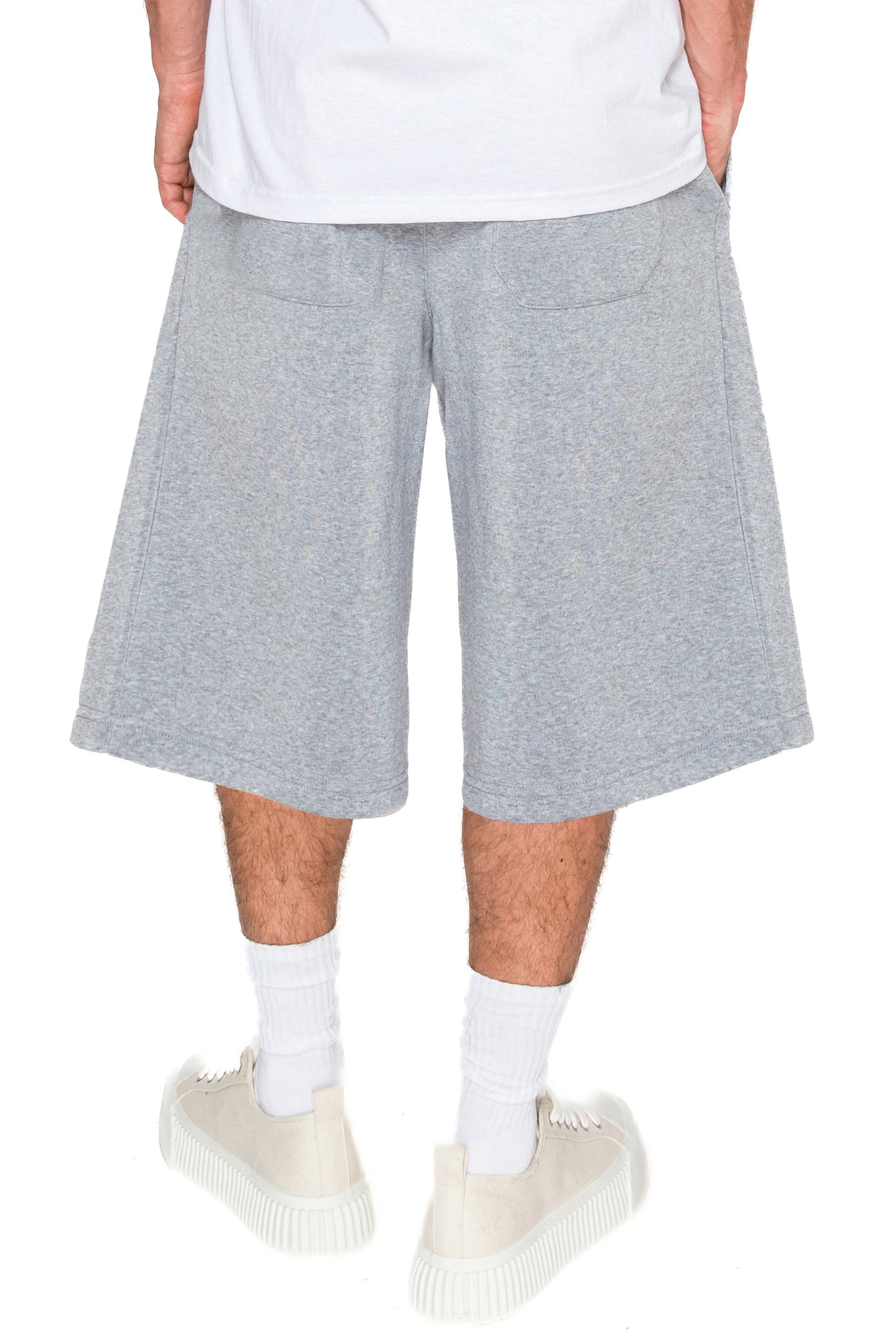 Men's LUCA Essential Baggy Fleece Shorts | VICTORIOUS – VICTORIOUSUSA